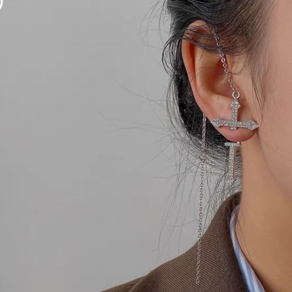 Earring( Single ) - image 1